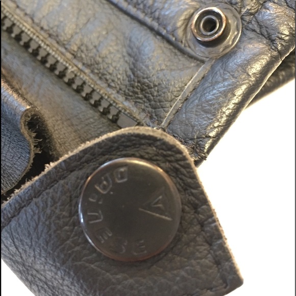 SOLD Men’s Dainese Leather Motorcycle Jacket - Picture 5 of 8